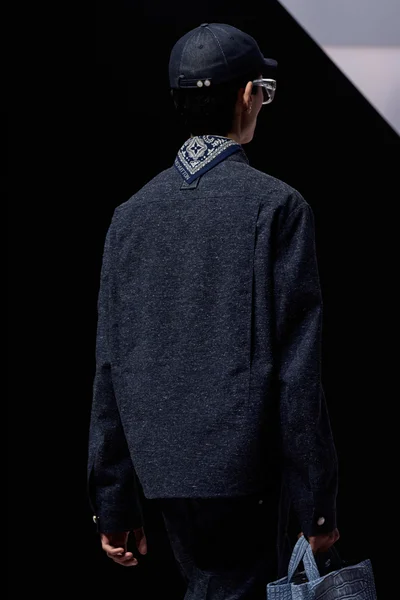 Look 22